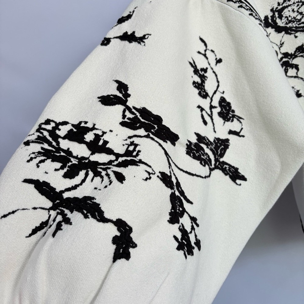 NWT Anthropologie Balloon-Sleeve Embroidered 3D Flowers Turtleneck Sweater - Picture 16 of 17